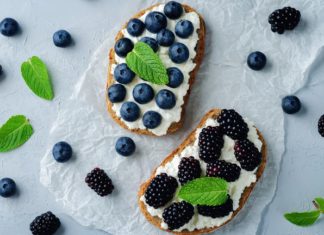 39 Sweet Ways To Eat Berries For Breakfast 39 Sweet Ways To Eat Berries For Breakfast