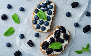 39 Sweet Ways To Eat Berries For Breakfast